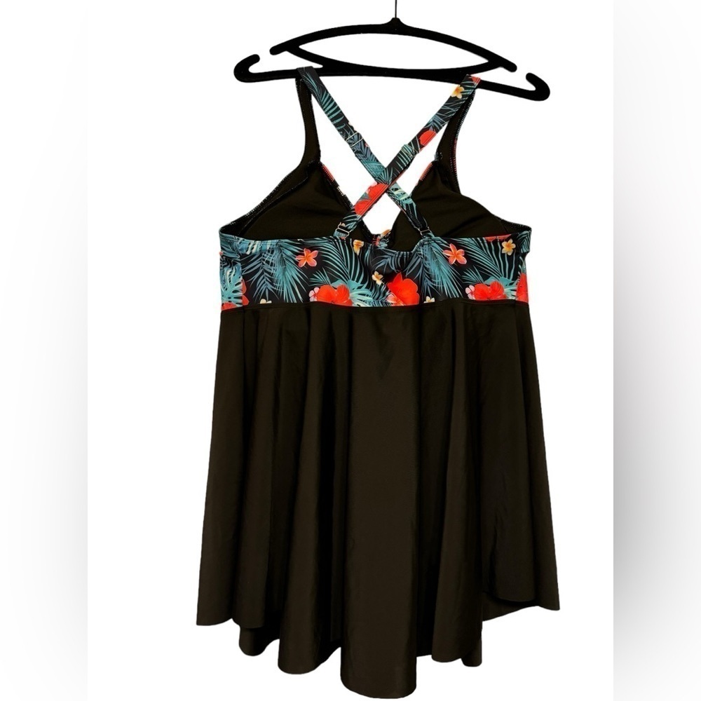 Nieyook Tankini Swimsuit Top Size 22W - Picture 5 of 9